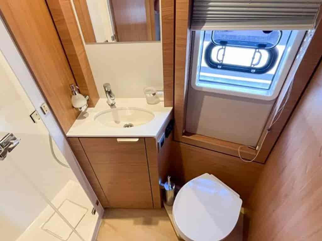 Boat picture 17
