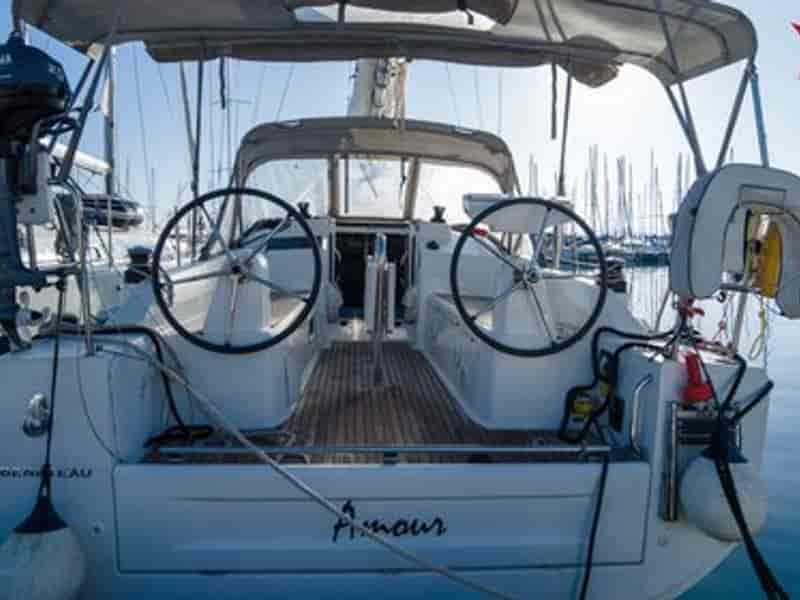 Photo of undefined, image 1 of 22