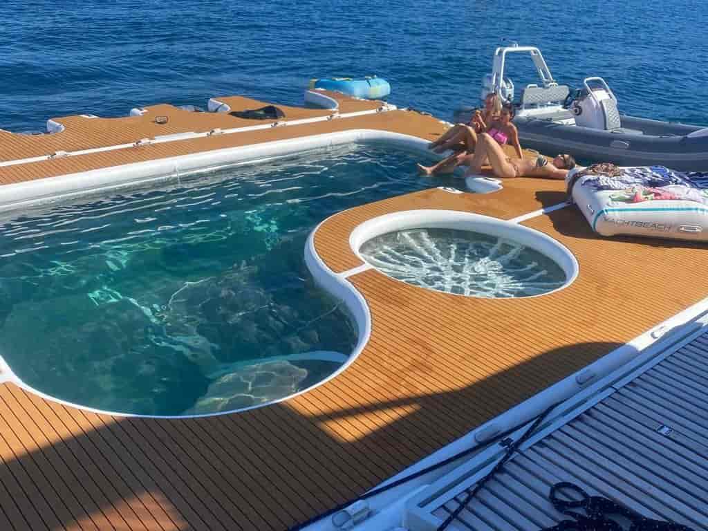 Boat picture 12