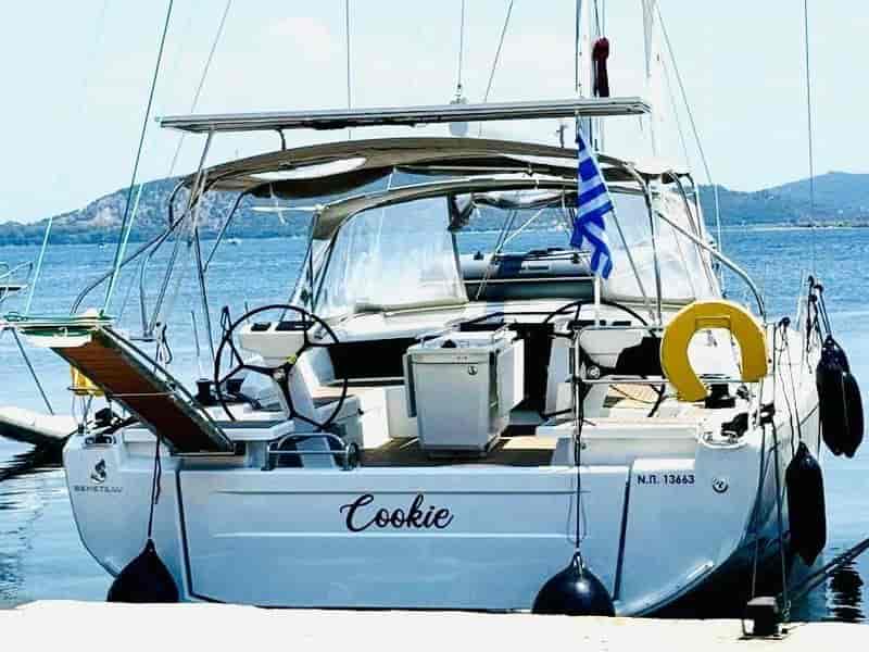 Photo of undefined, image 1 of 33