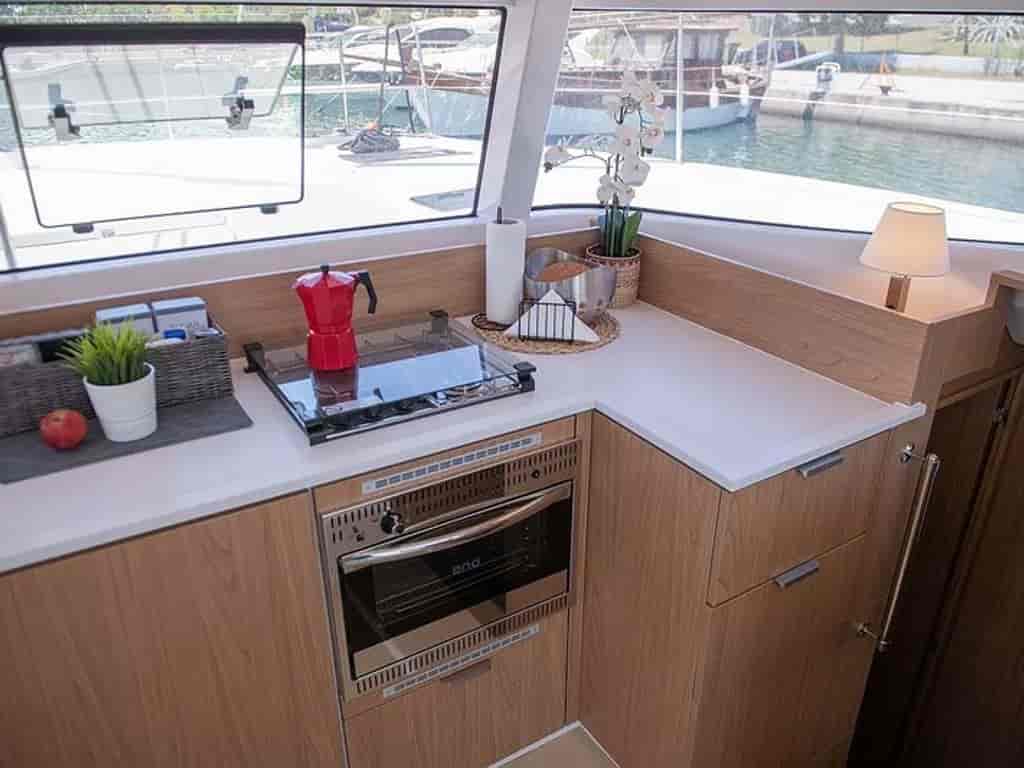 Boat picture 17