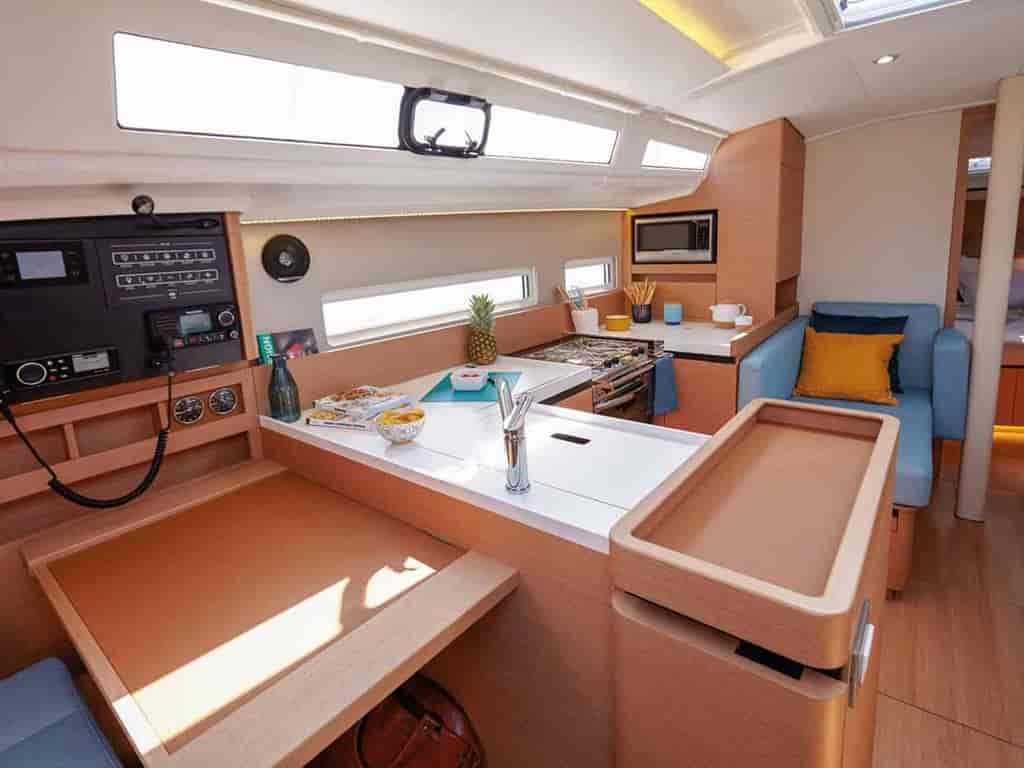 Boat picture 9