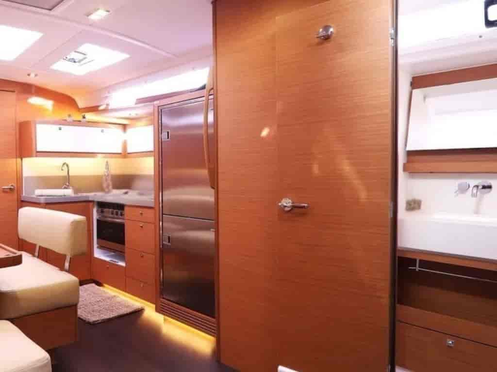 Boat picture 9