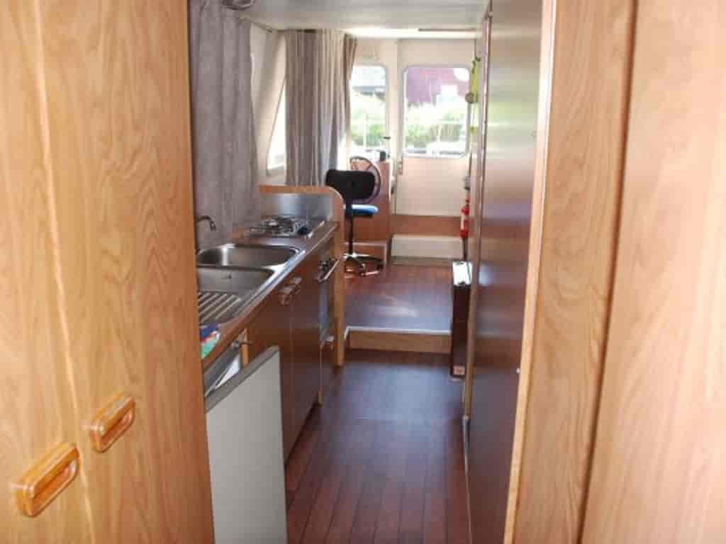 Boat picture 13