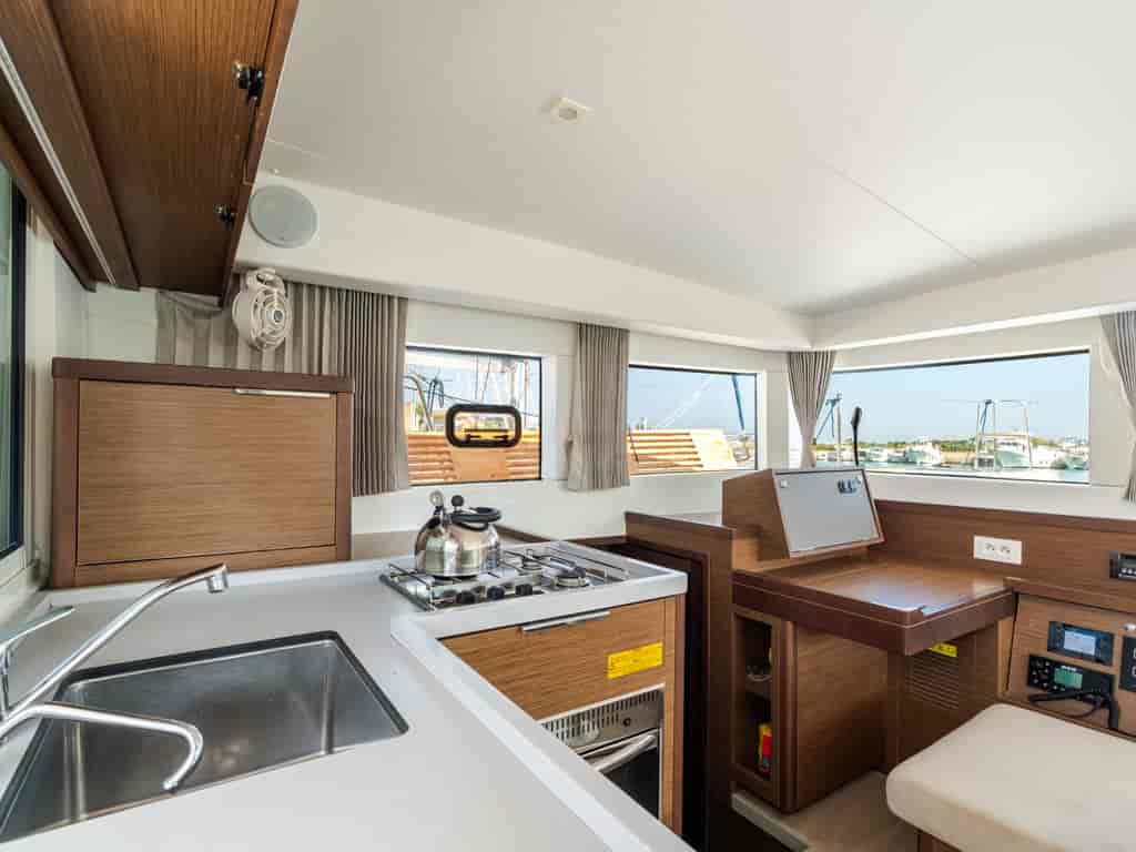 Boat picture 11