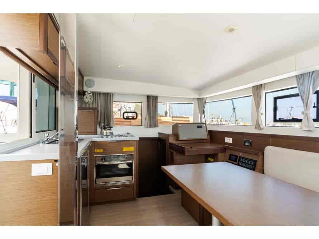 Boat picture 12