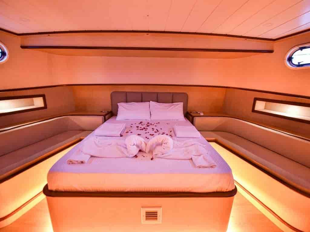 Boat picture 9