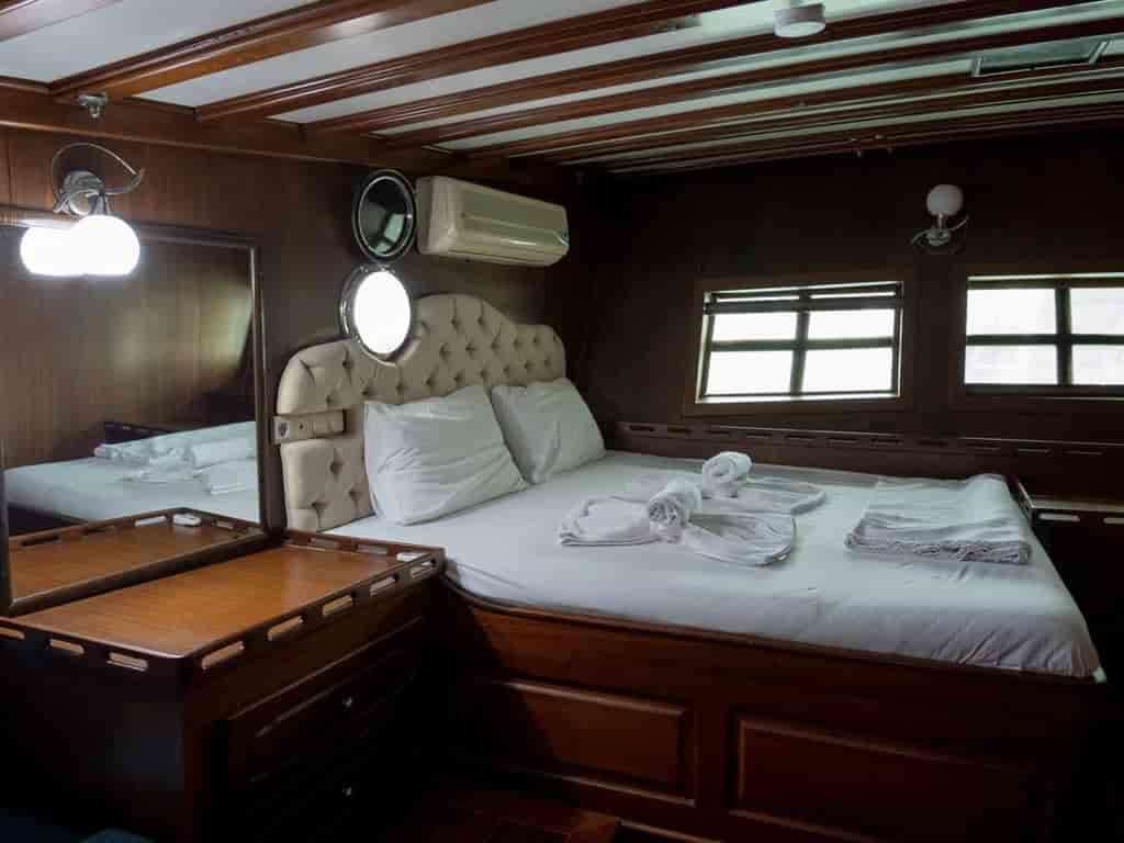 Boat picture 16