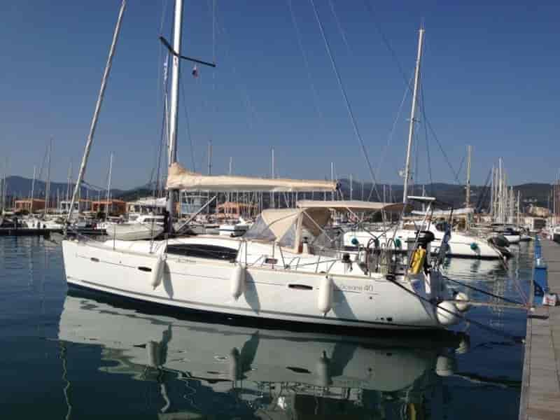 Photo of undefined, image 1 of 3