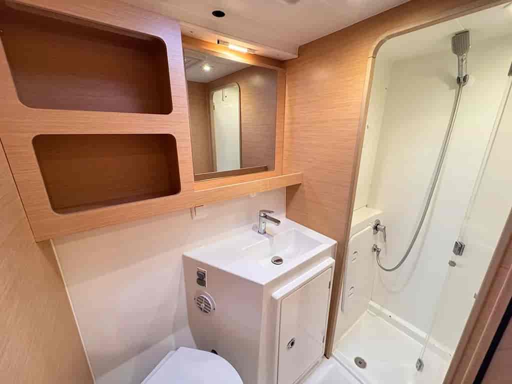 Boat picture 17