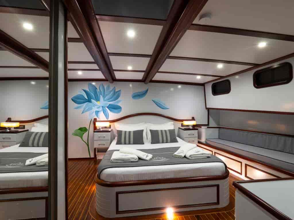 Boat picture 14