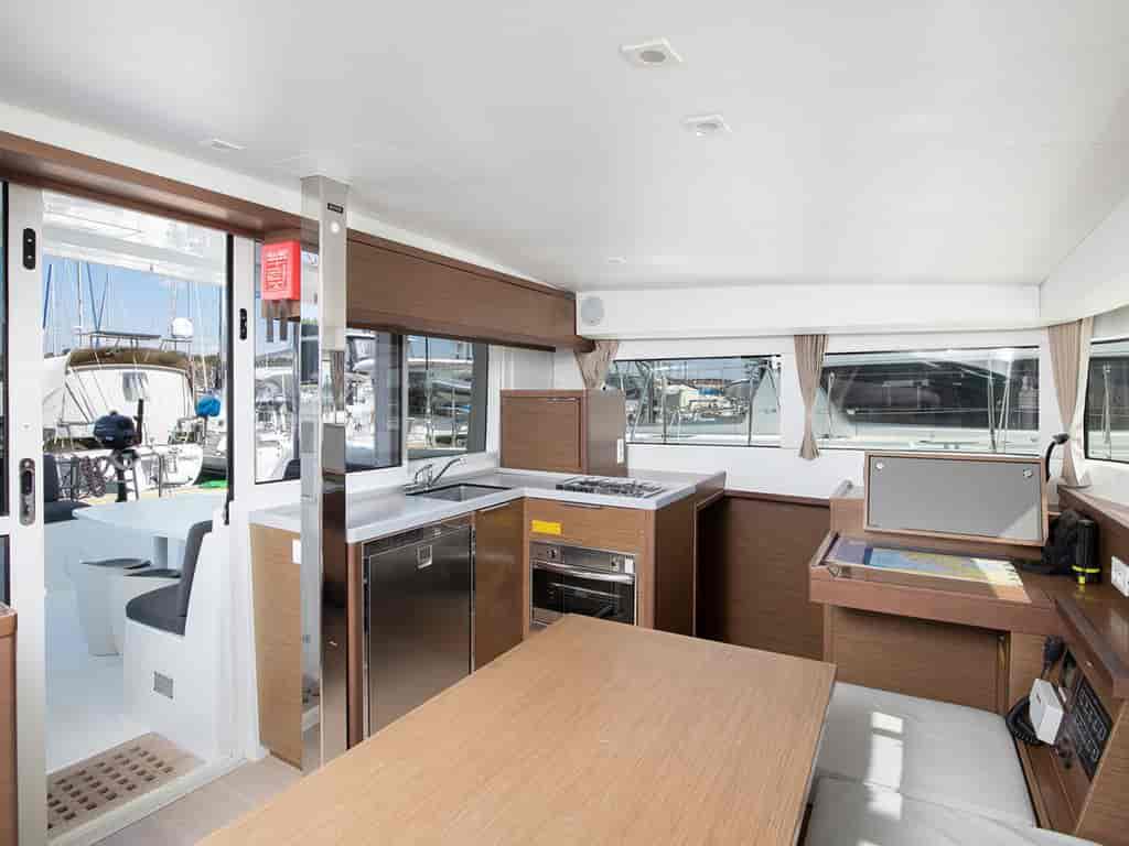 Boat picture 9
