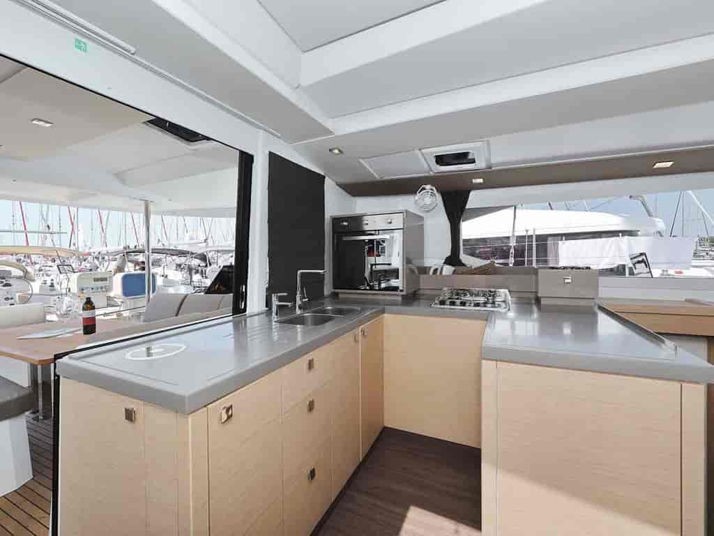 Boat picture 16
