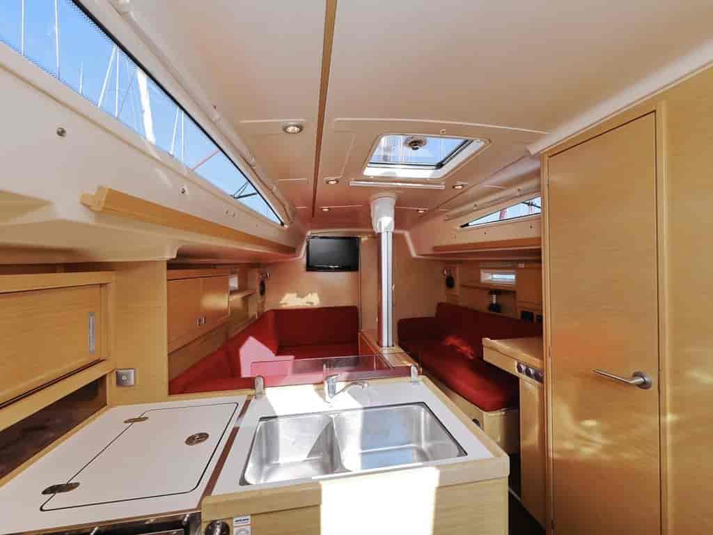 Boat picture 9