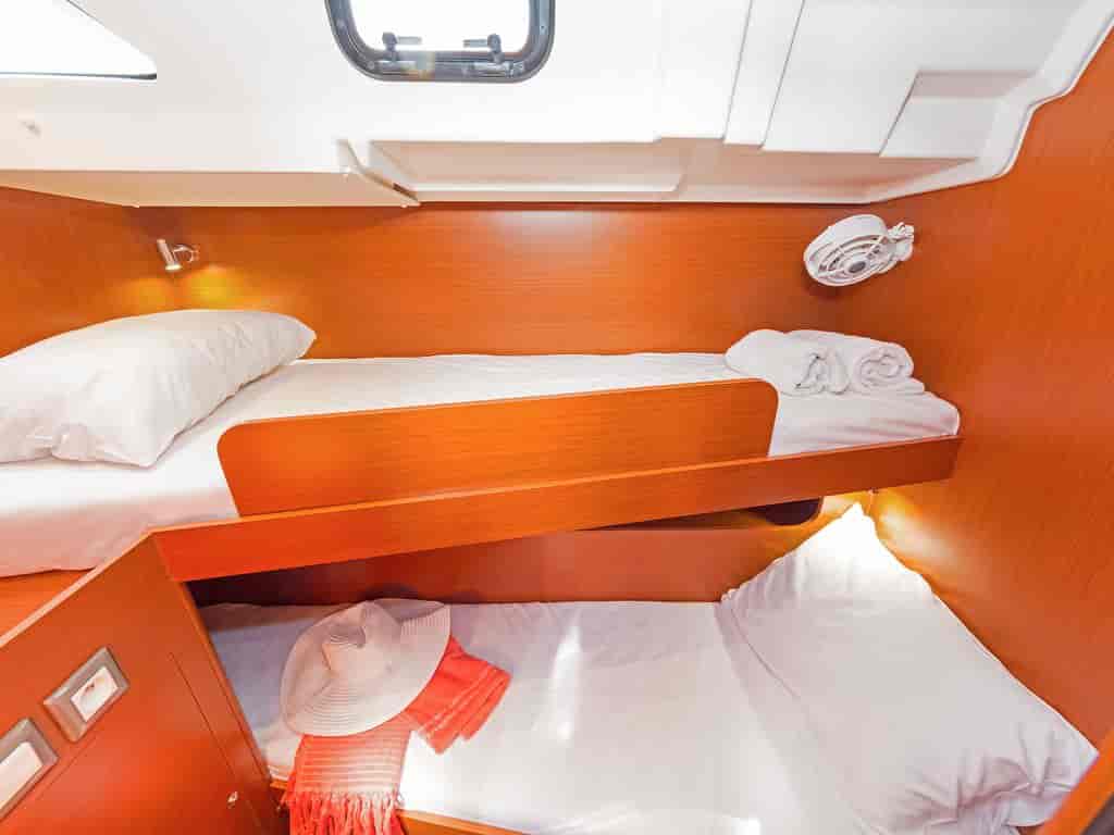 Boat picture 17