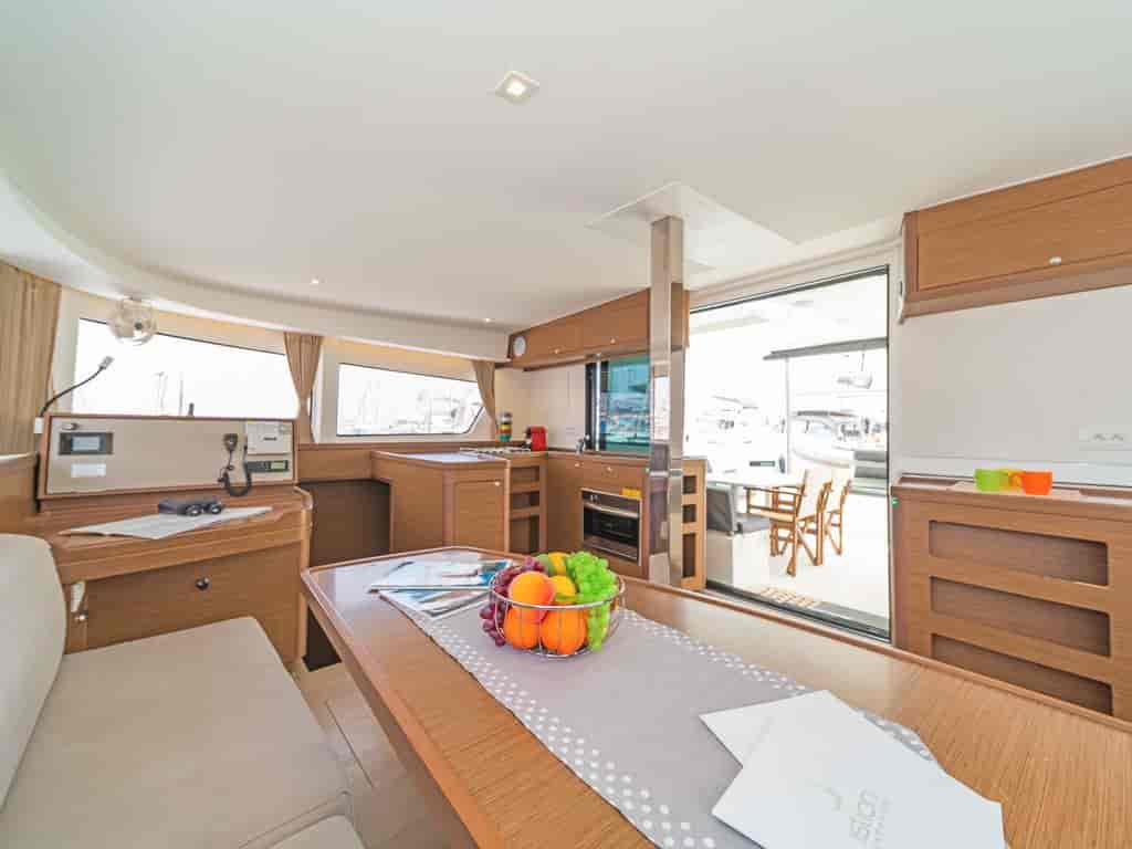 Boat picture 12