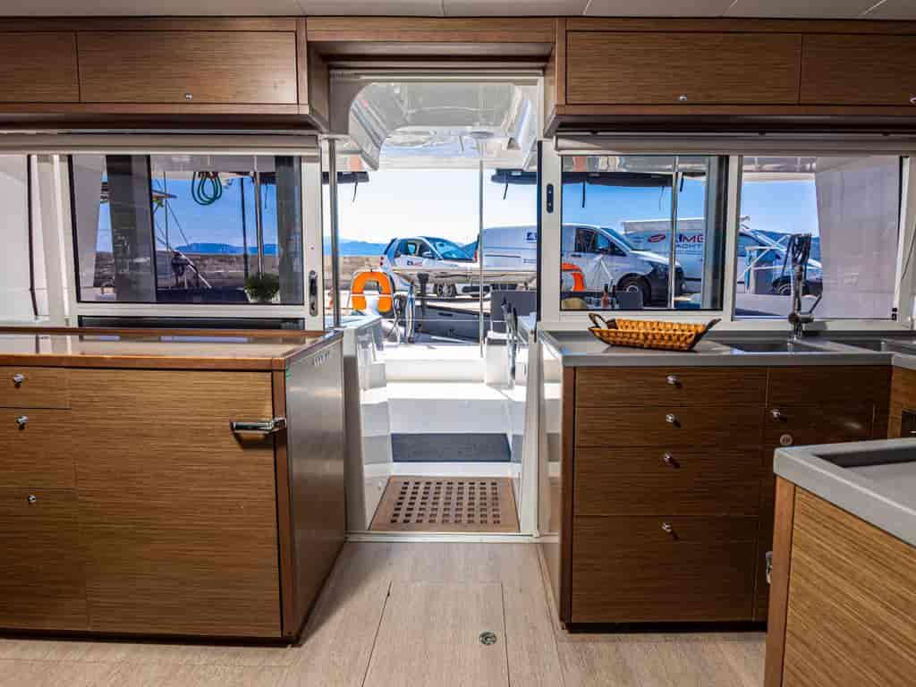 Boat picture 17