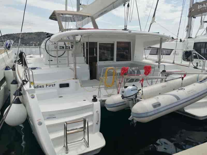 Photo of undefined, image 1 of 40