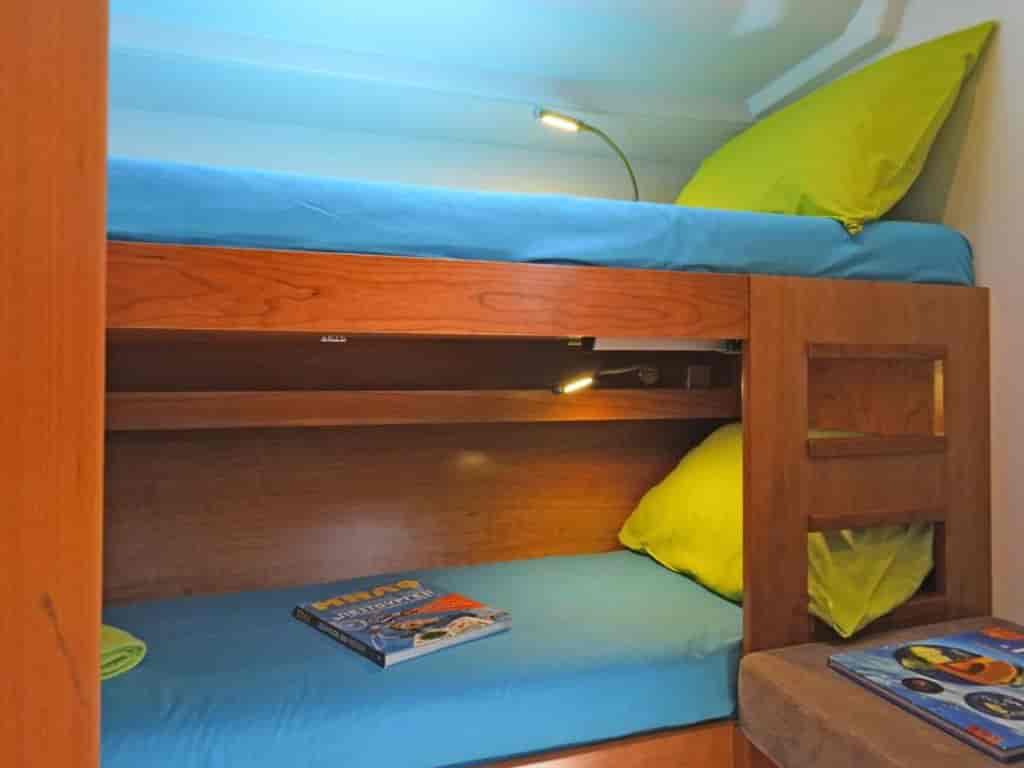 Boat picture 17