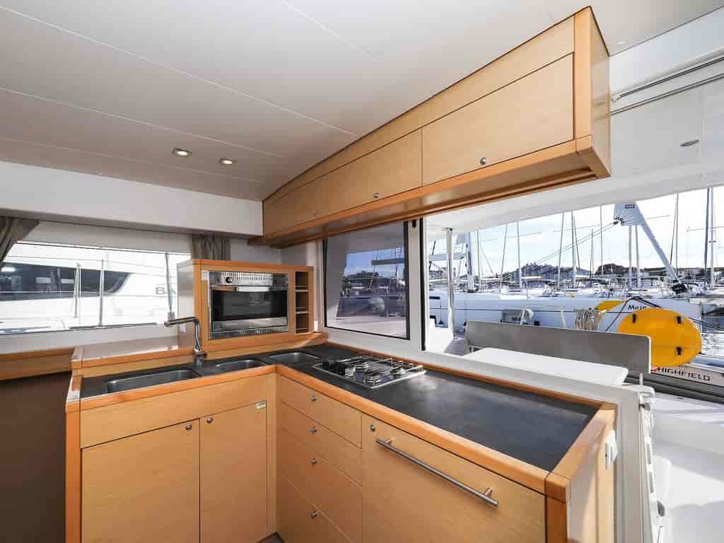 Boat picture 17
