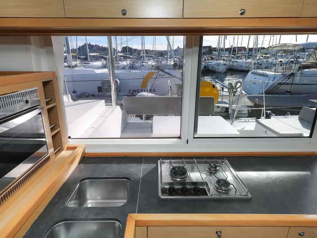 Boat picture 19
