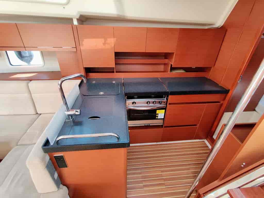 Boat picture 9