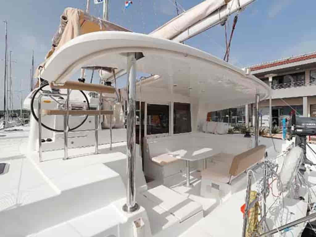 Boat picture 9