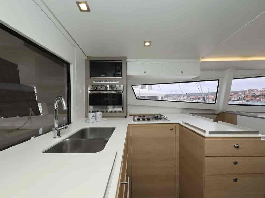 Boat picture 12