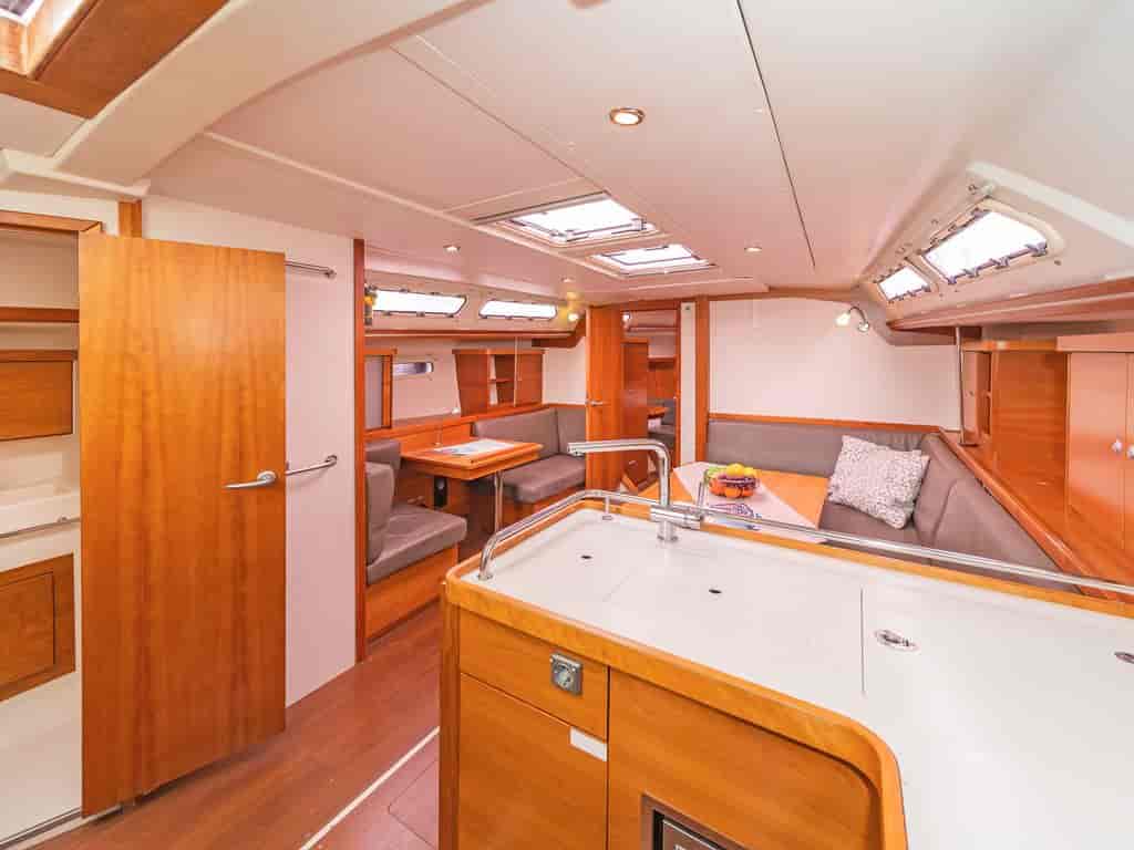Boat picture 16