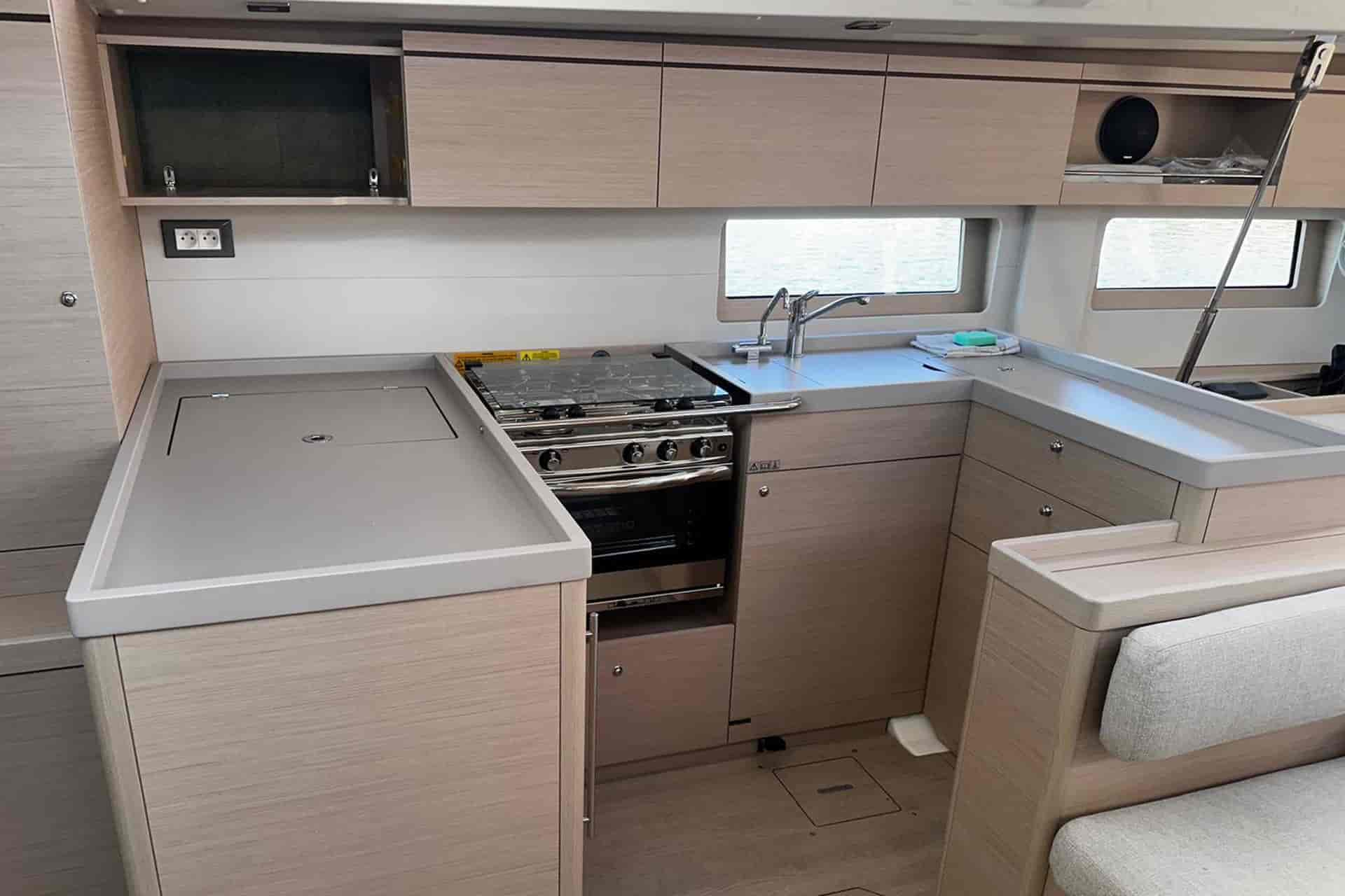 Boat picture 12