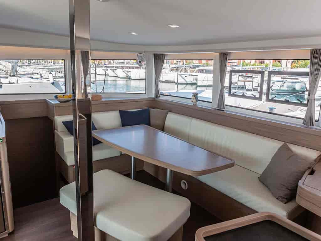 Boat picture 9