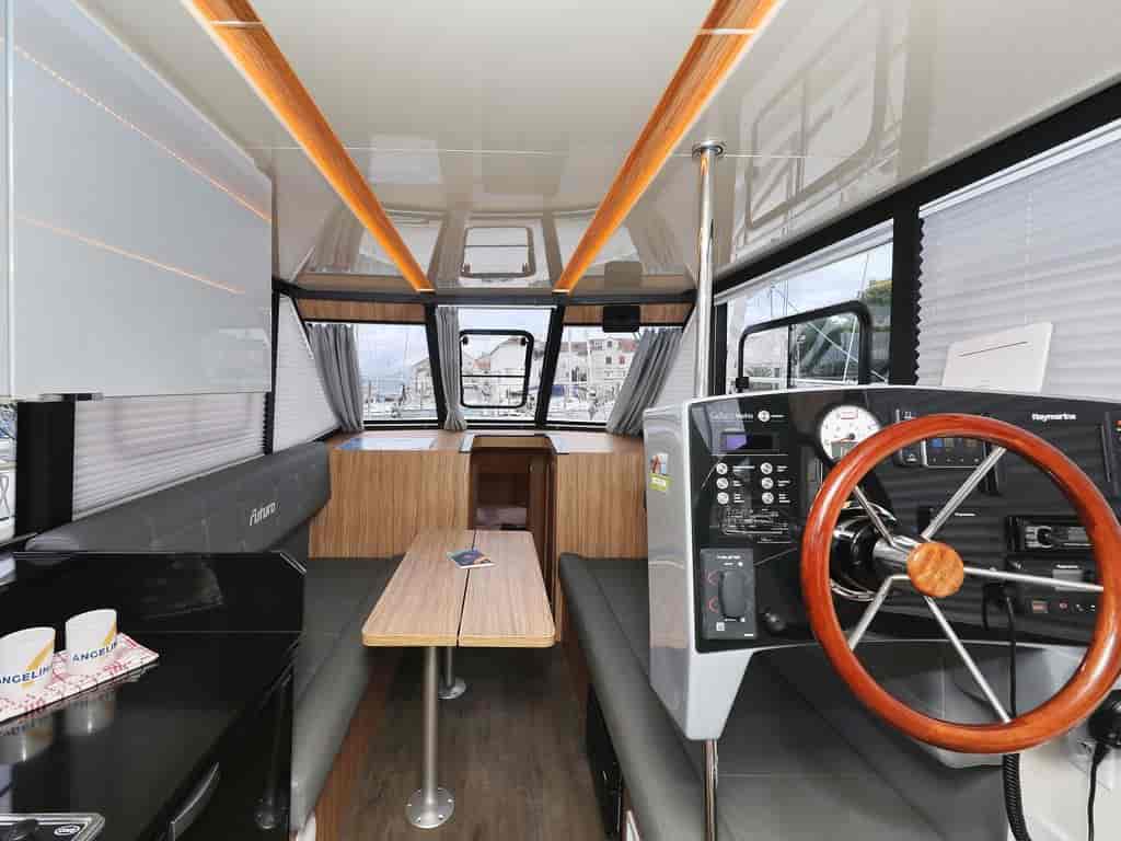 Boat picture 13