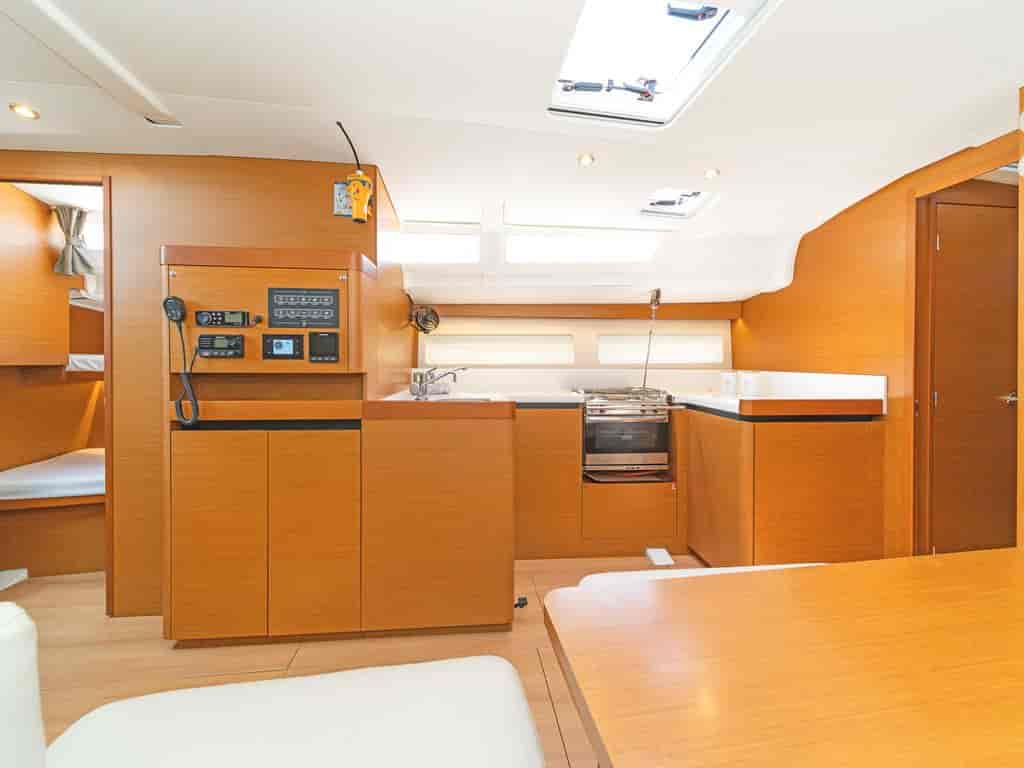Boat picture 14