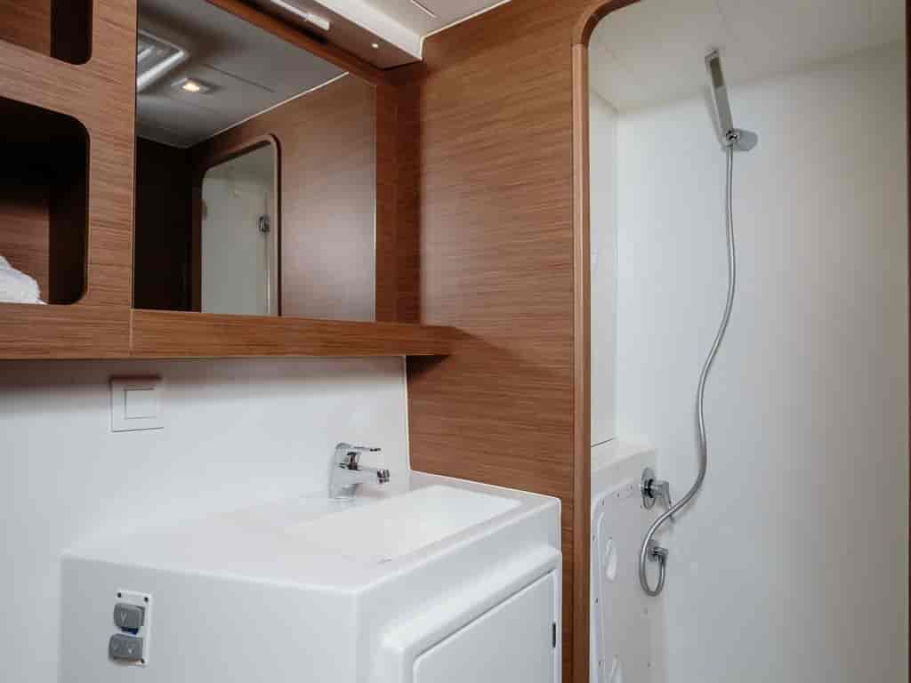 Boat picture 17