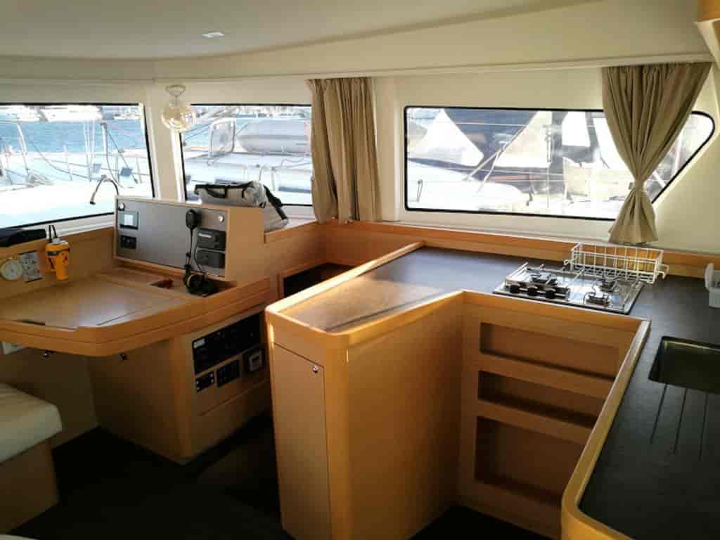 Boat picture 9