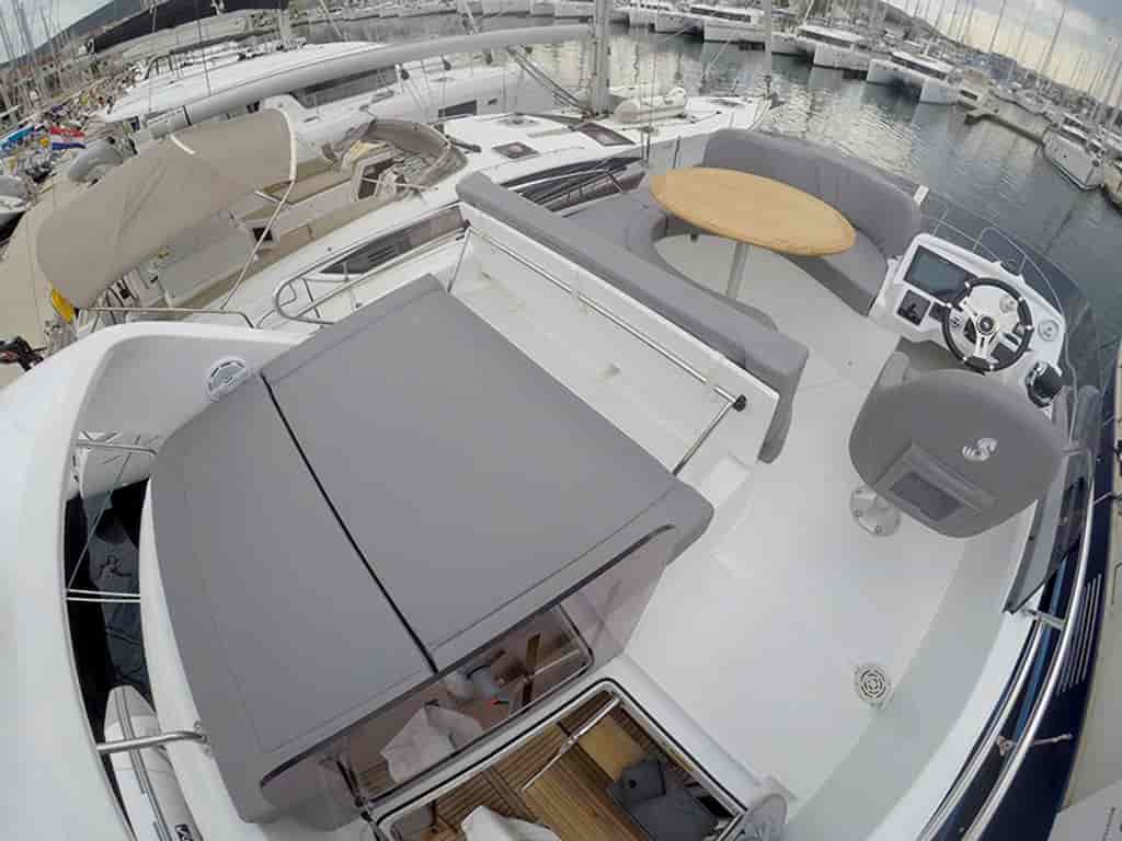 Boat picture 9