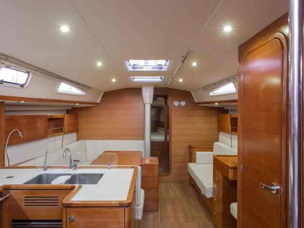 Boat picture 16
