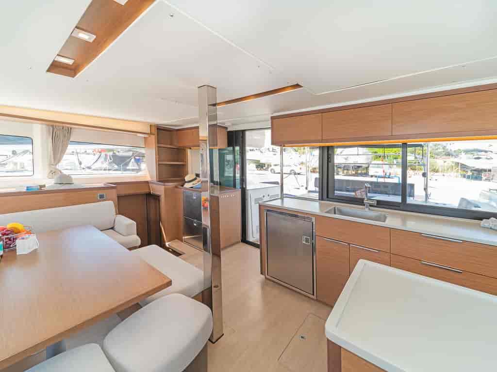 Boat picture 17
