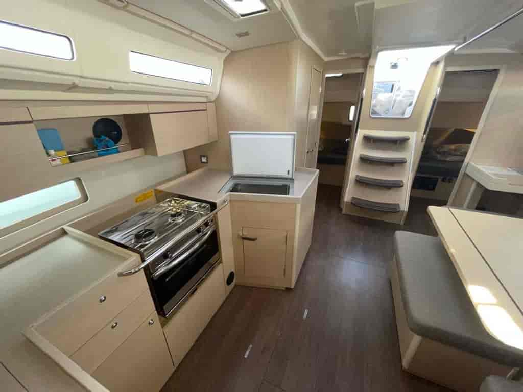 Boat picture 9