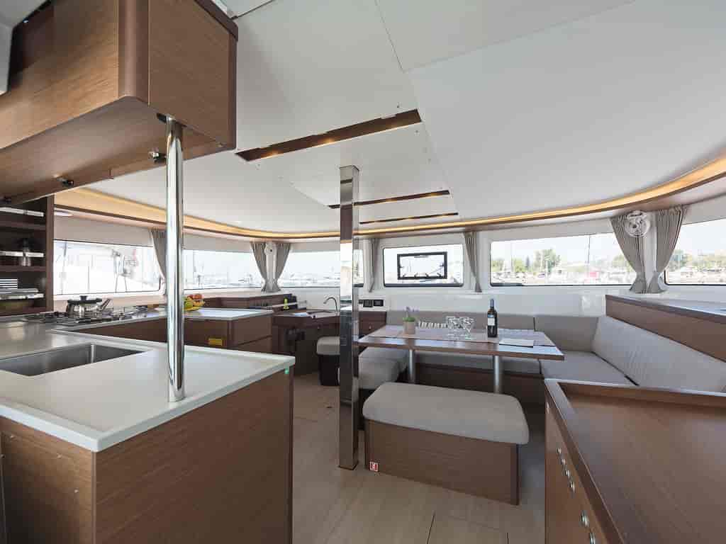 Boat picture 9