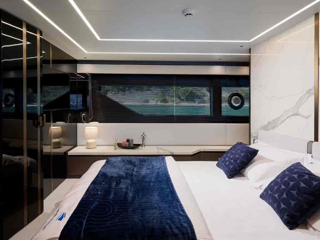 Boat picture 18