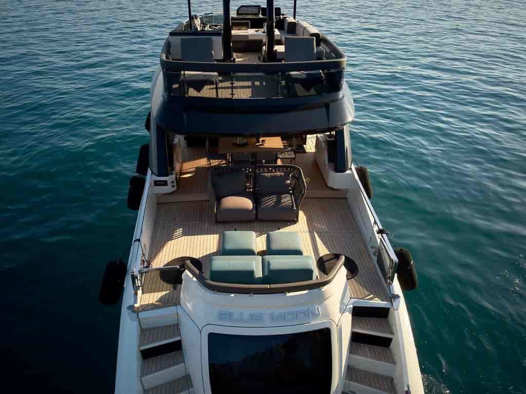 Boat picture 9