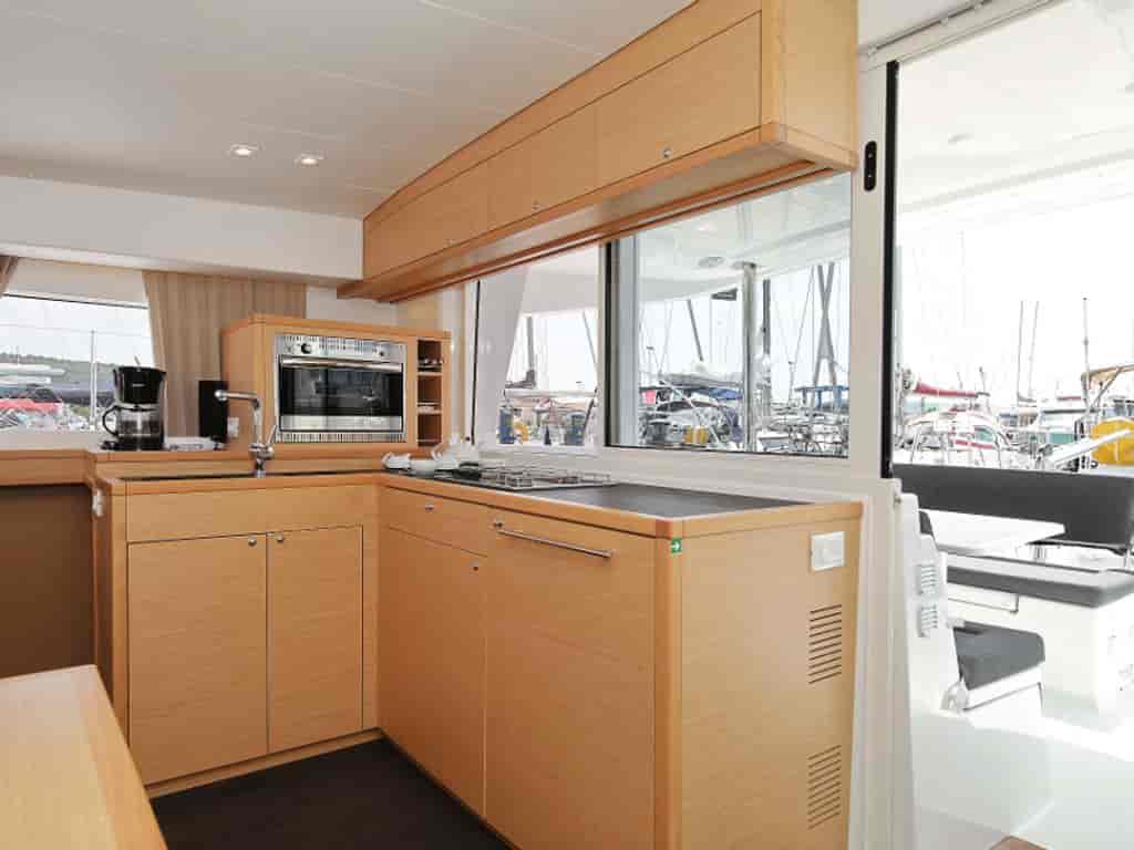Boat picture 12