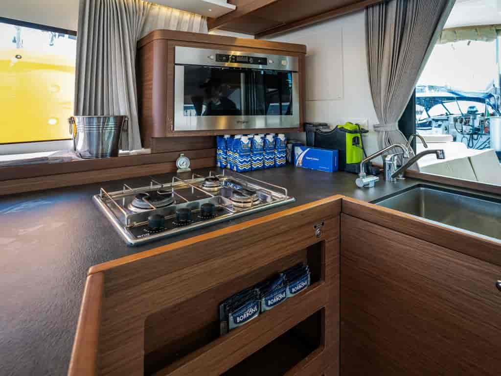 Boat picture 12