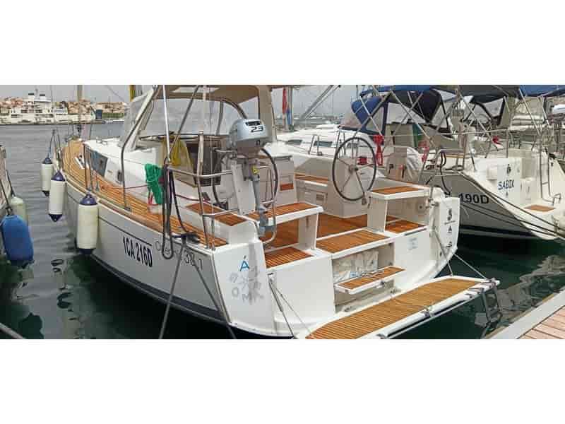 Photo of undefined, image 1 of 5