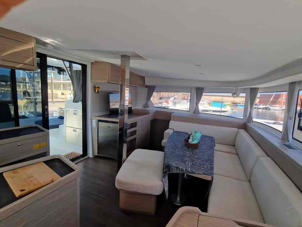 Boat picture 9