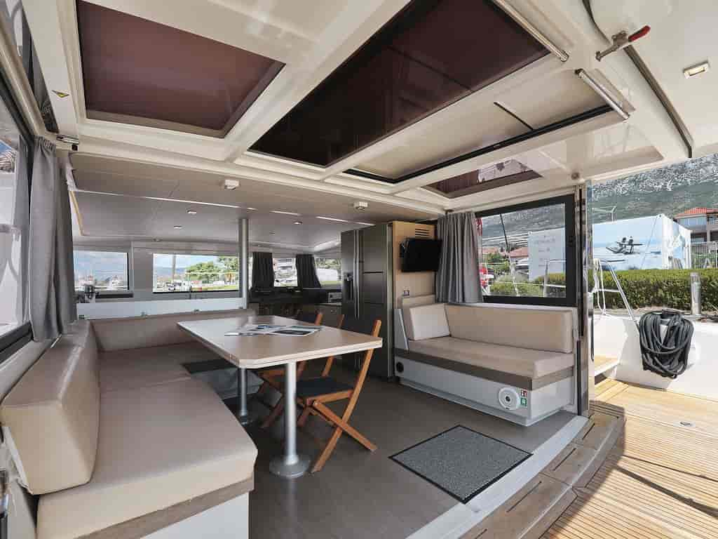 Boat picture 16