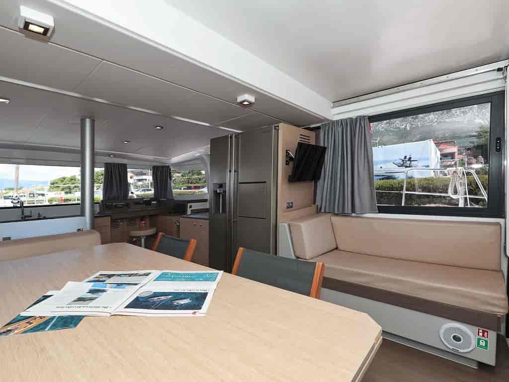 Boat picture 19