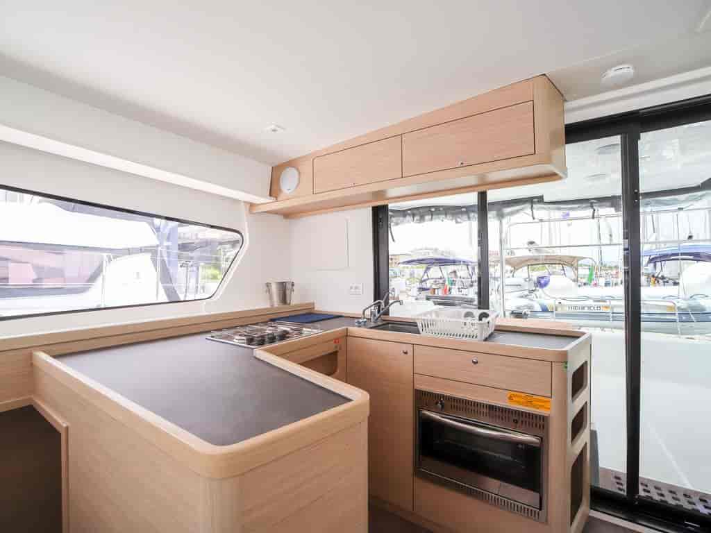 Boat picture 9