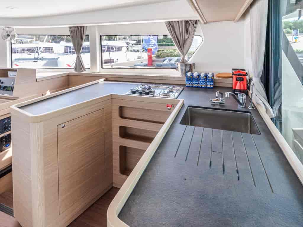 Boat picture 19